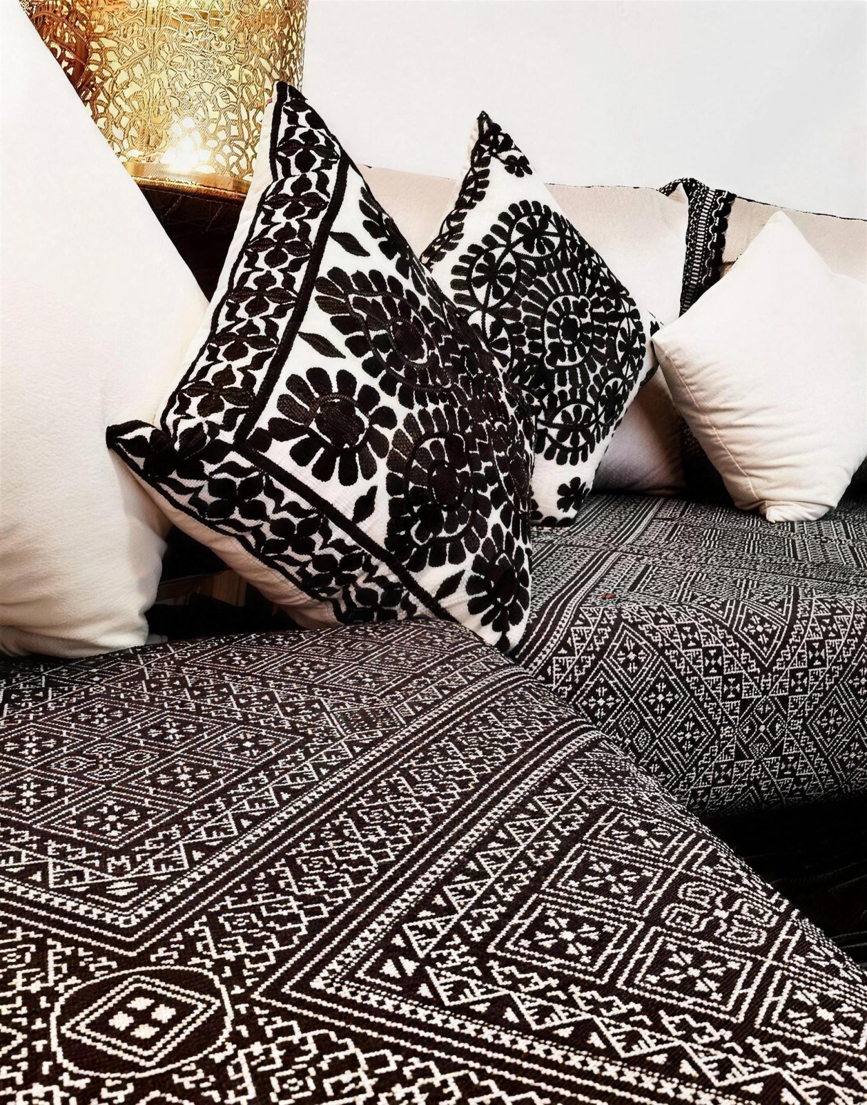MYTH Design, Étoffes, Tissus, Accessoires & Lighting
